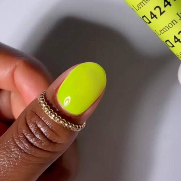 DND DC Gel & Lacquer Duo Lemon Juice #424