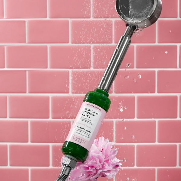 VOESH Blossom Bliss. Smoothe & Renew. Shower & Empower Vitamin C Shower Filter For Scalp & Body. 