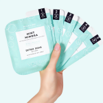 VOESH Pedi In A Box O2 Fizz 5 Step Mint Mimosa With Prganic Olive Oil, Niacinamde & Cica Extract